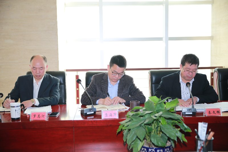 西北永新集團召開“轉(zhuǎn)變作風(fēng)改善發(fā)展 環(huán)境建設(shè)年”活動動員大會